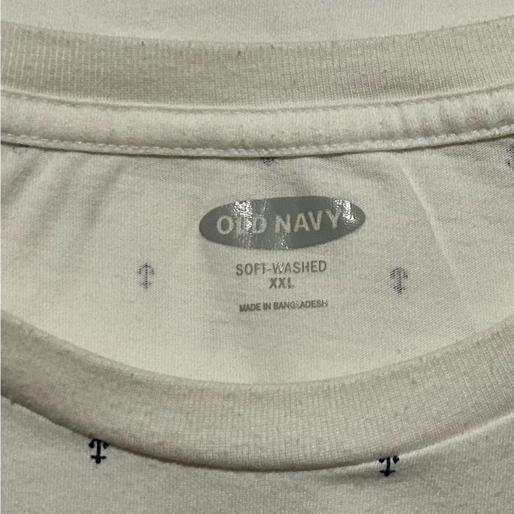 Men’s Old Navy tshirt - Picture 5 of 5